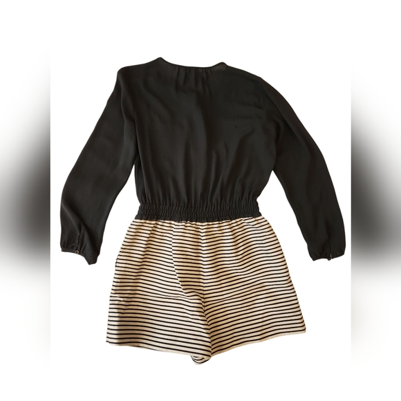 LOFT by Ann Taylor Black and White Striped Romper Size 4P - Picture 2 of 9